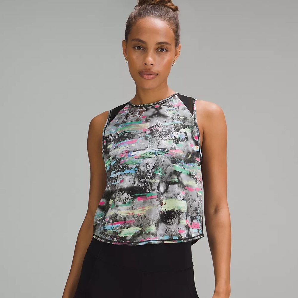 NEW Lululemon Sculpt Cropped Tank Top, size 8, Color: Paint Drift Multi